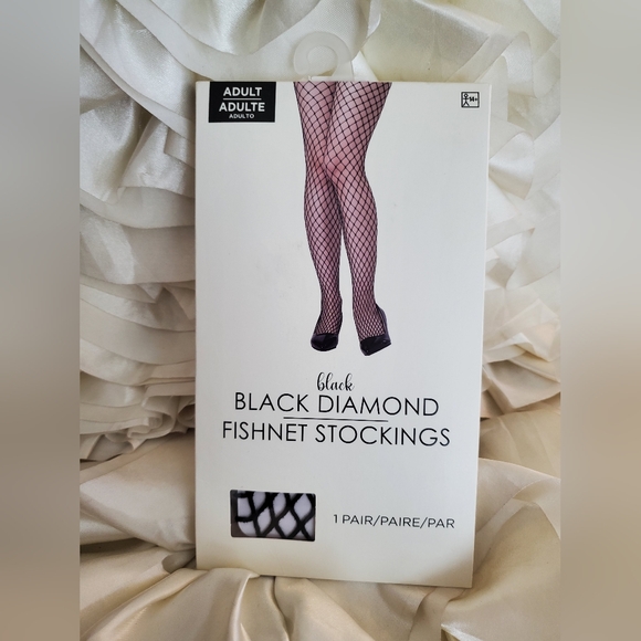 Black Diamond Fishnet Stockings NWT - Picture 1 of 2